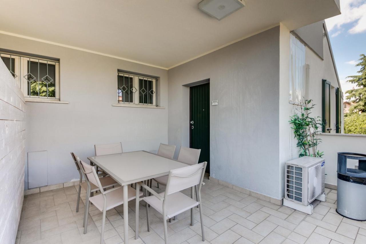 Casa Bonotto Apartment เดเซนซาโนเดลการ์ดา ภายนอก รูปภาพ