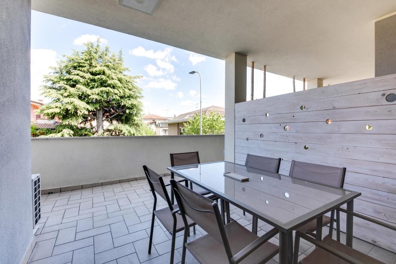 Casa Bonotto Apartment เดเซนซาโนเดลการ์ดา ภายนอก รูปภาพ