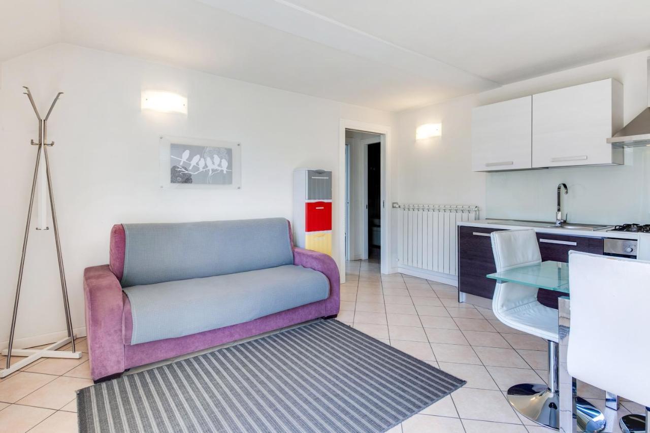 Casa Bonotto Apartment เดเซนซาโนเดลการ์ดา ภายนอก รูปภาพ