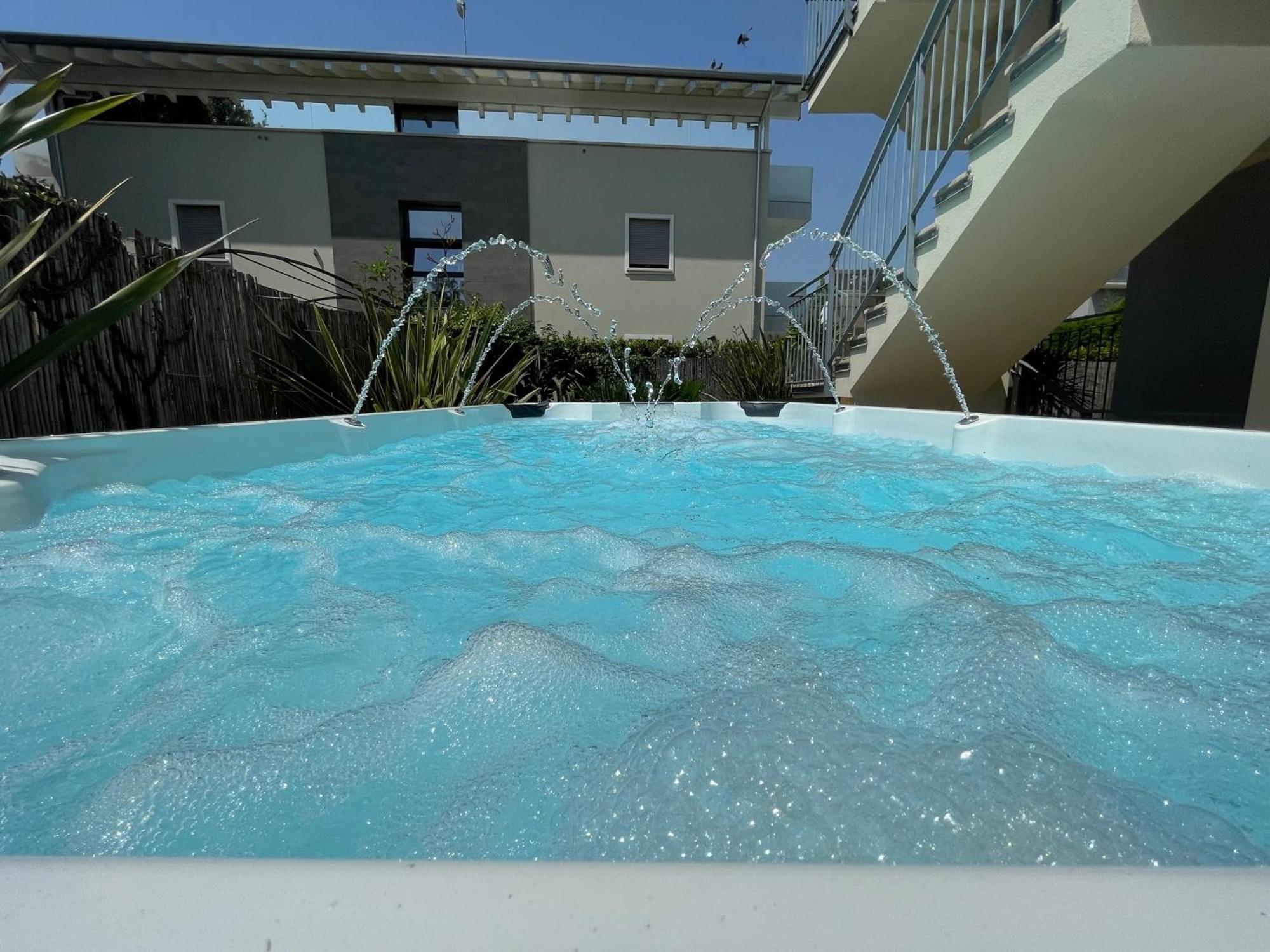 Casa Bonotto Apartment เดเซนซาโนเดลการ์ดา ภายนอก รูปภาพ