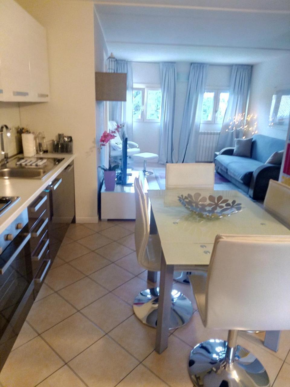 Casa Bonotto Apartment เดเซนซาโนเดลการ์ดา ภายนอก รูปภาพ